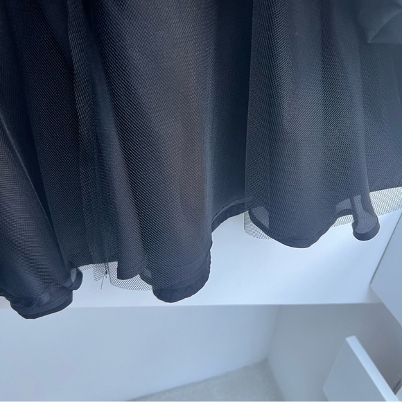 Sally LaPointe sz 4 structured black mini dress w/ embossed snake skin pattern - Picture 6 of 8